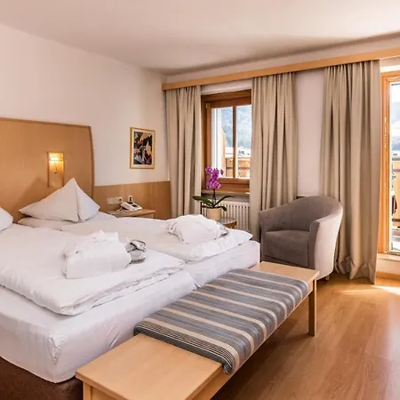 Hotel Post - Olangcard Included